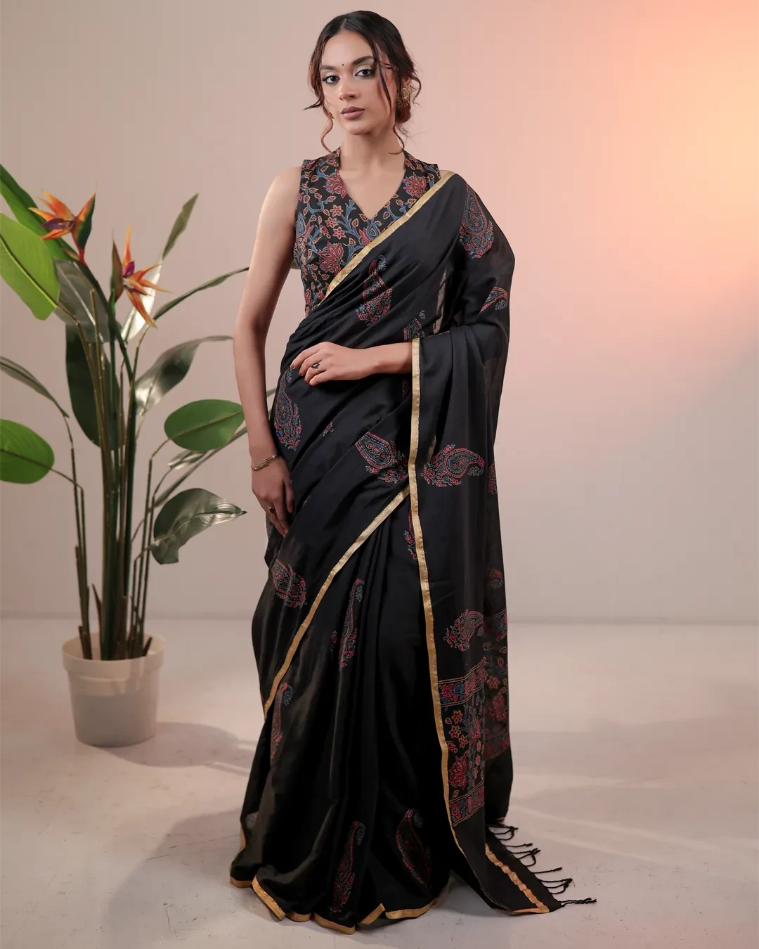 KABBOLATA Black Designer Cotton Saree with Block Printed
